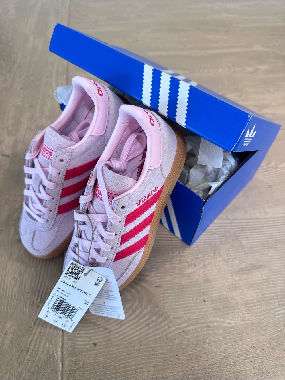 *NWT* Adidas Originals Kids Handball Spezial Sneakers - Pink/Red
